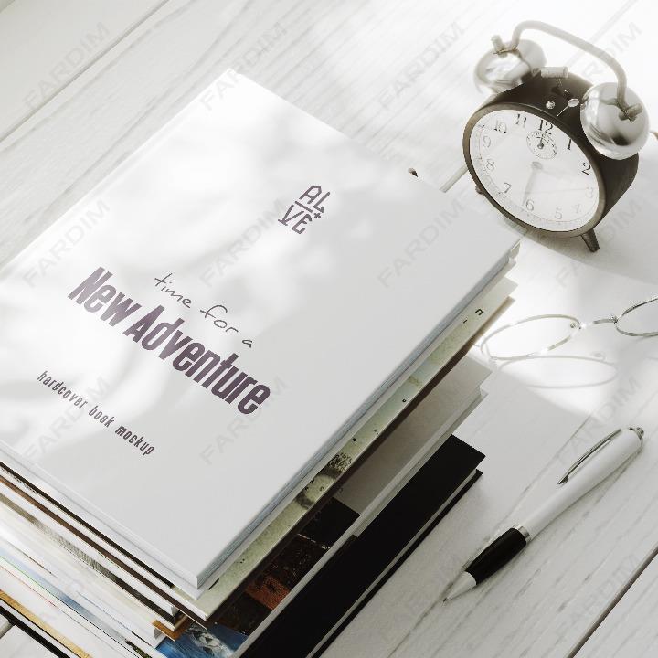 موکاپ جلد کتاب